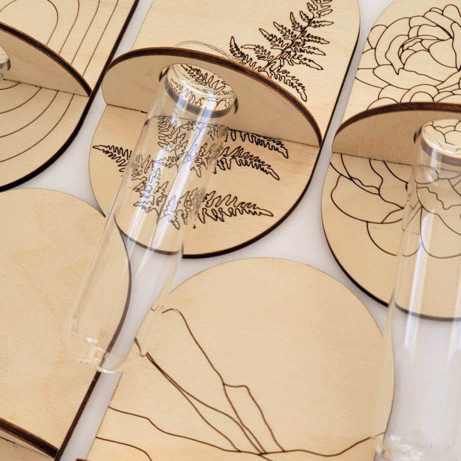 Floral Bouquet Propagation Wall Holder