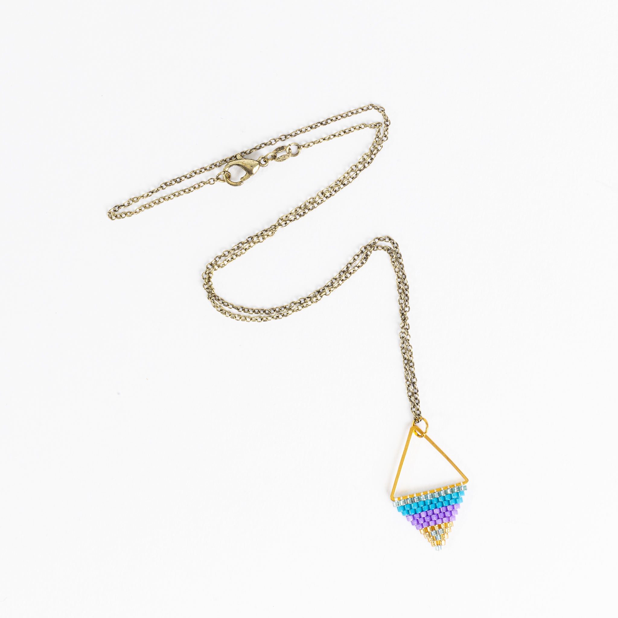 Necklace - Beaded Pendant on metal w/chain