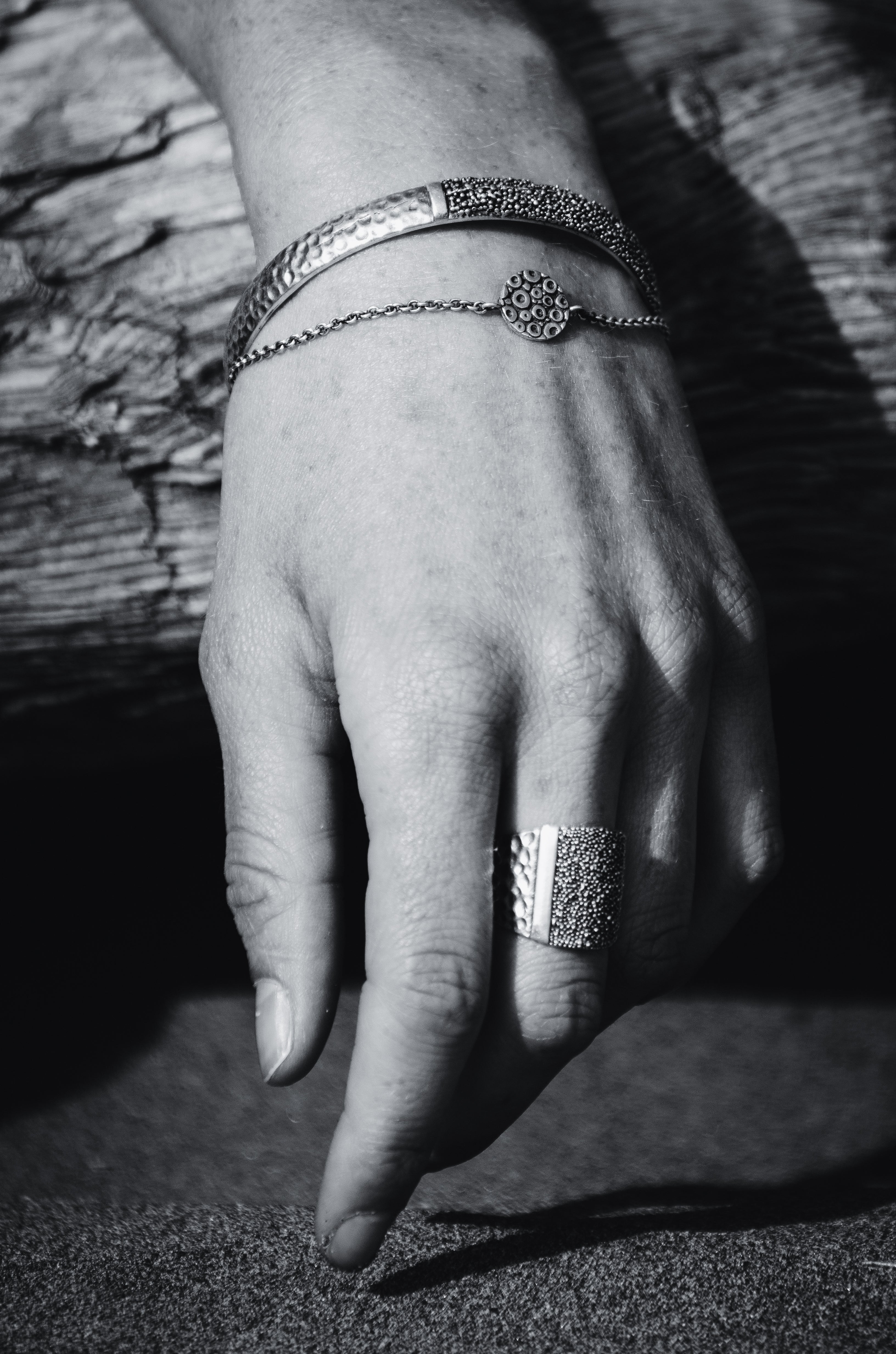 Shoreline Collection - Single chain bracelet