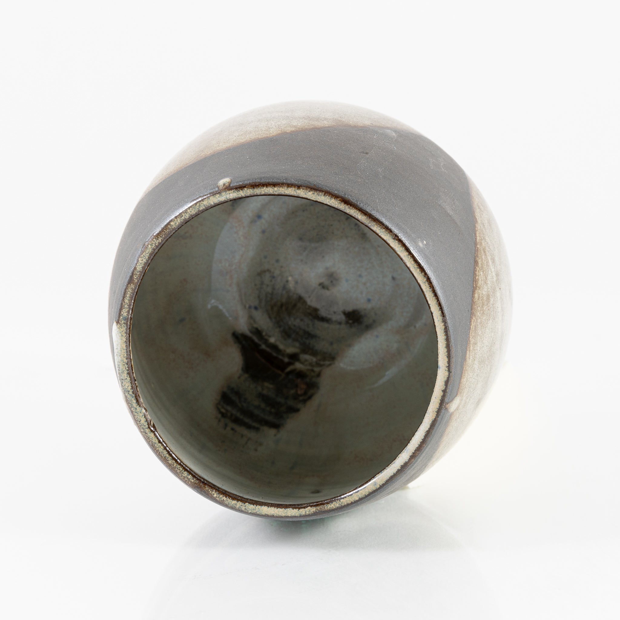 Black Clay Wine Cup