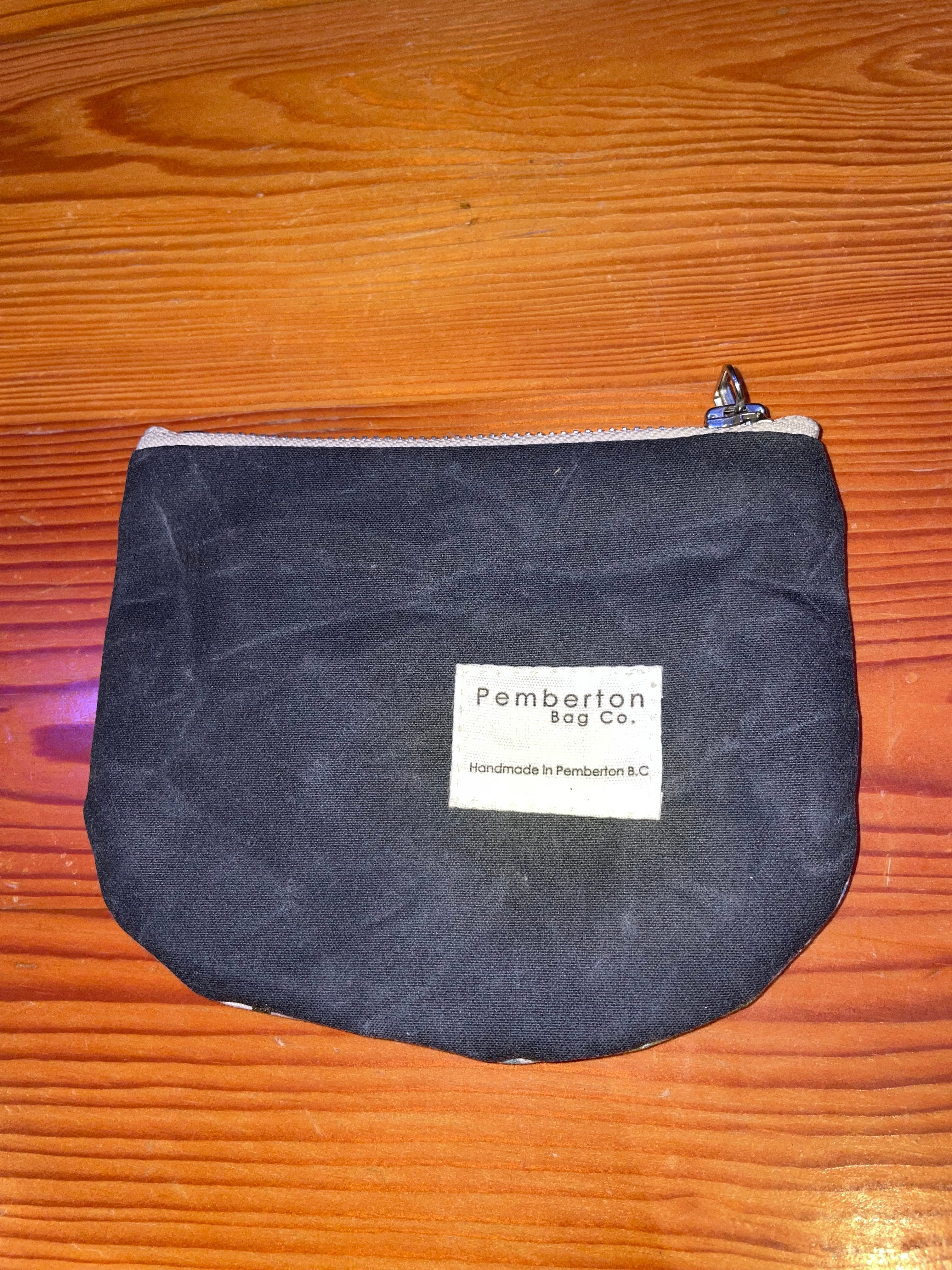 Small Zip Oilskin Purse