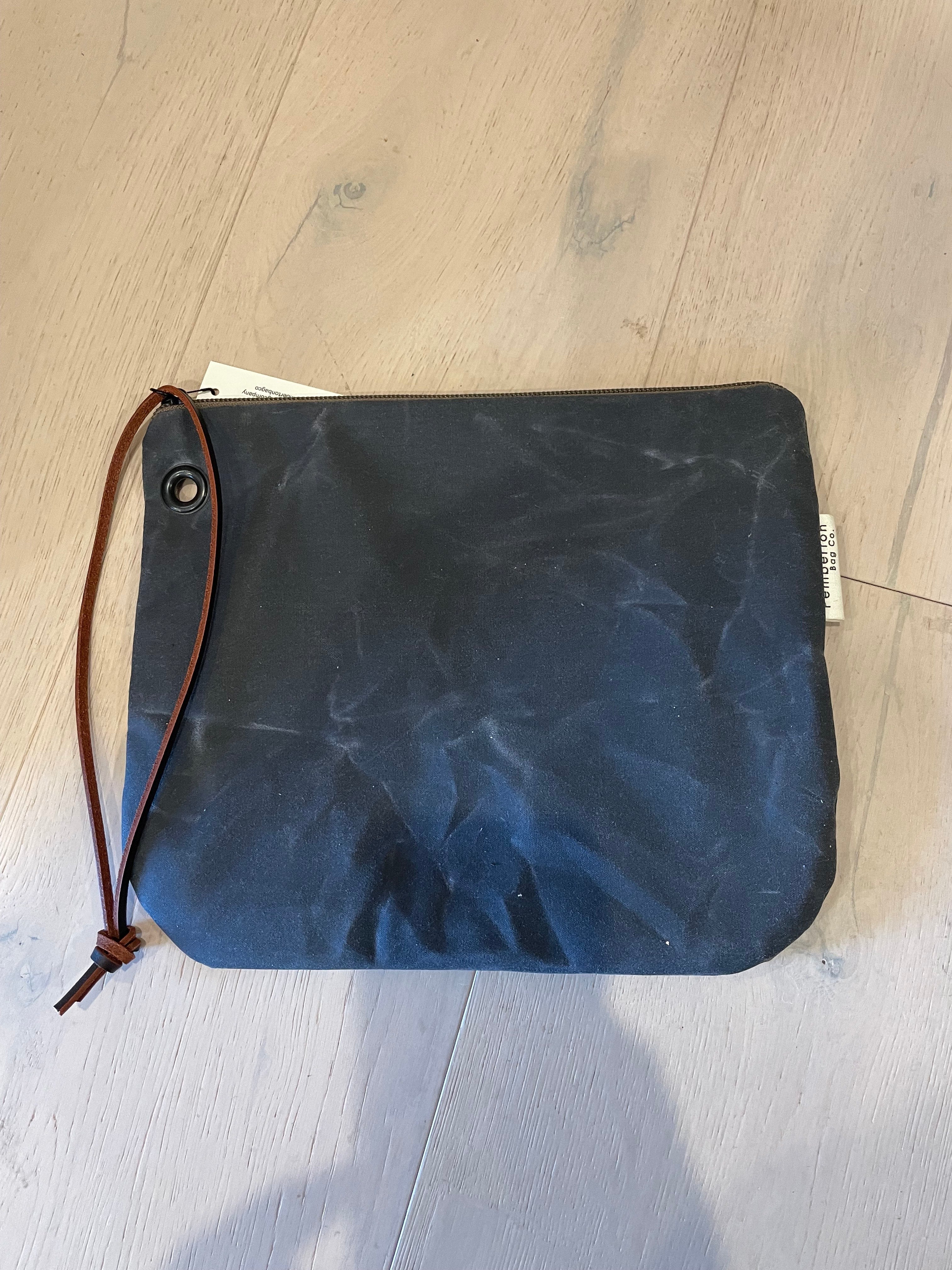 Oilskin Zip Purse
