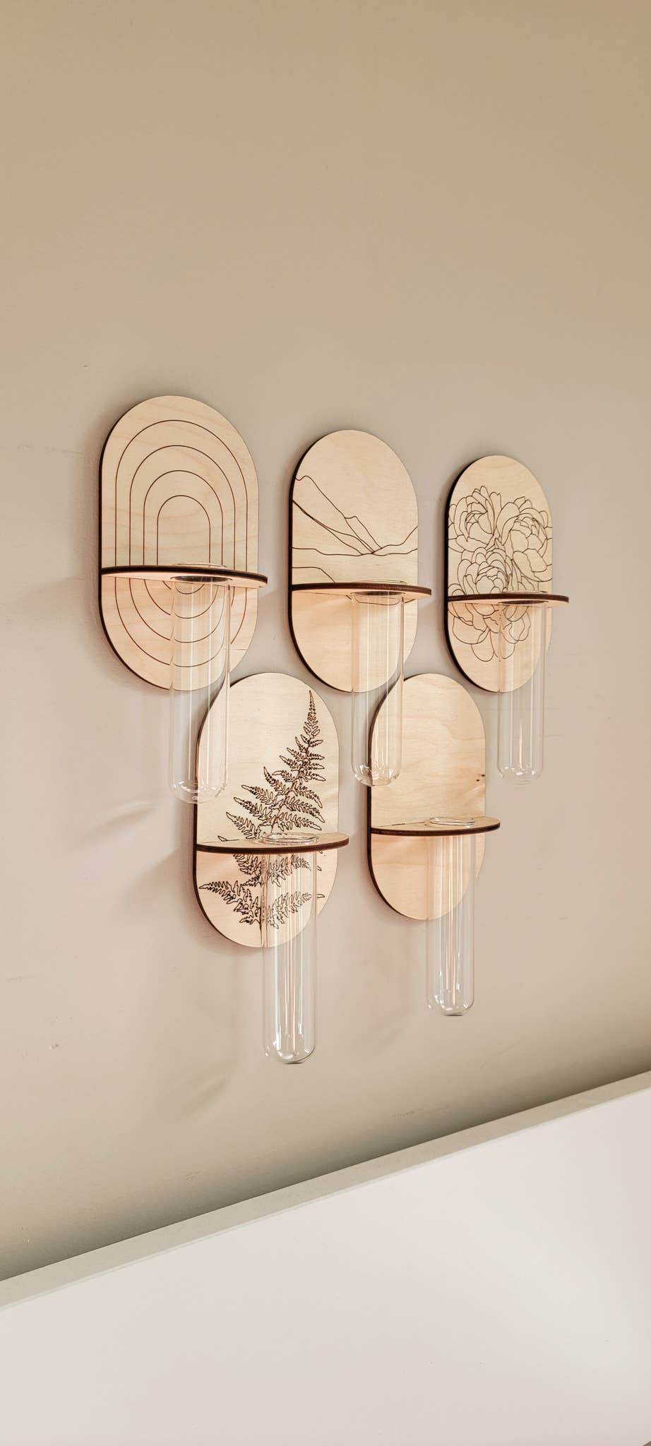 Floral Bouquet Propagation Wall Holder