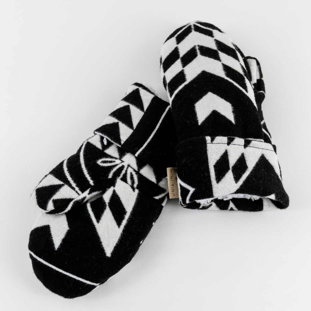 Star Sherpa Mittens