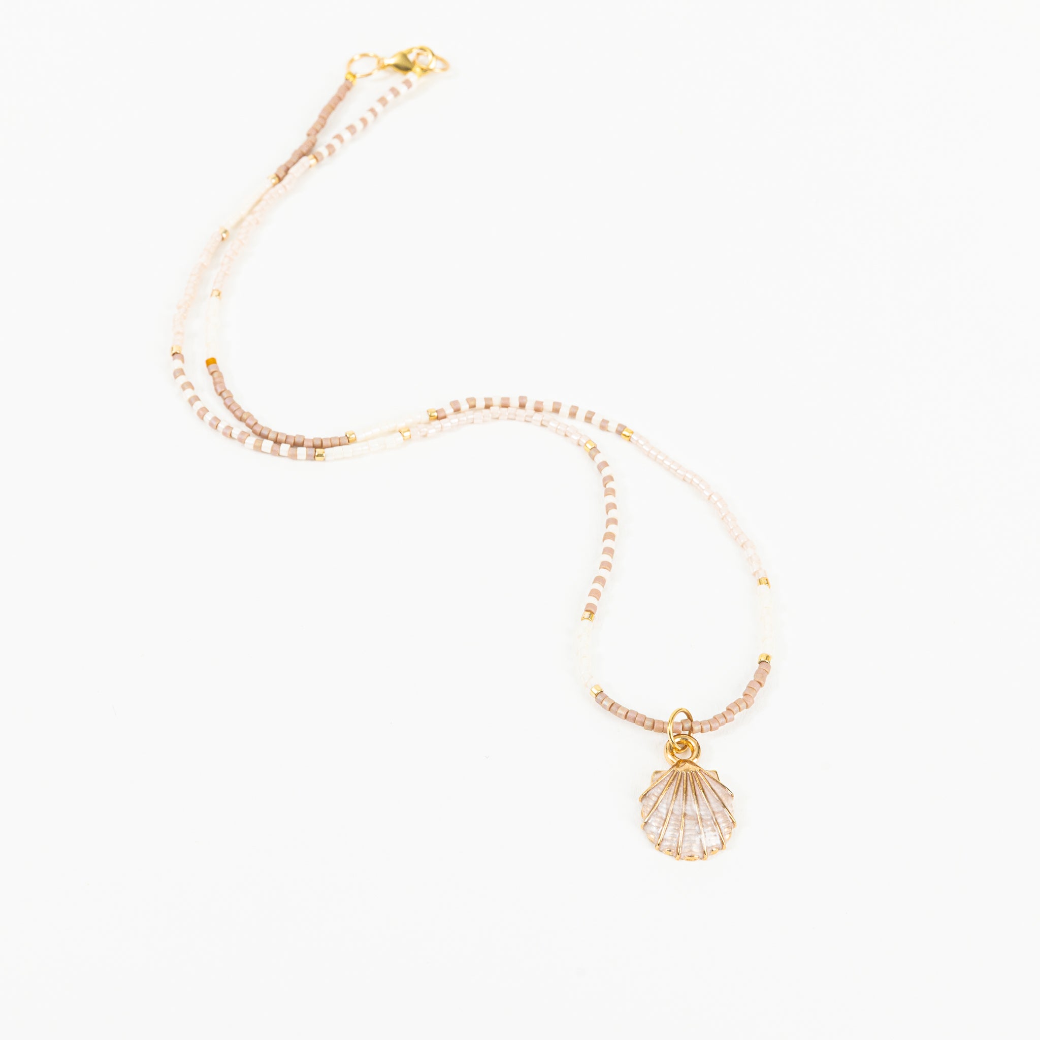Beaded Necklace with clam shell pendant