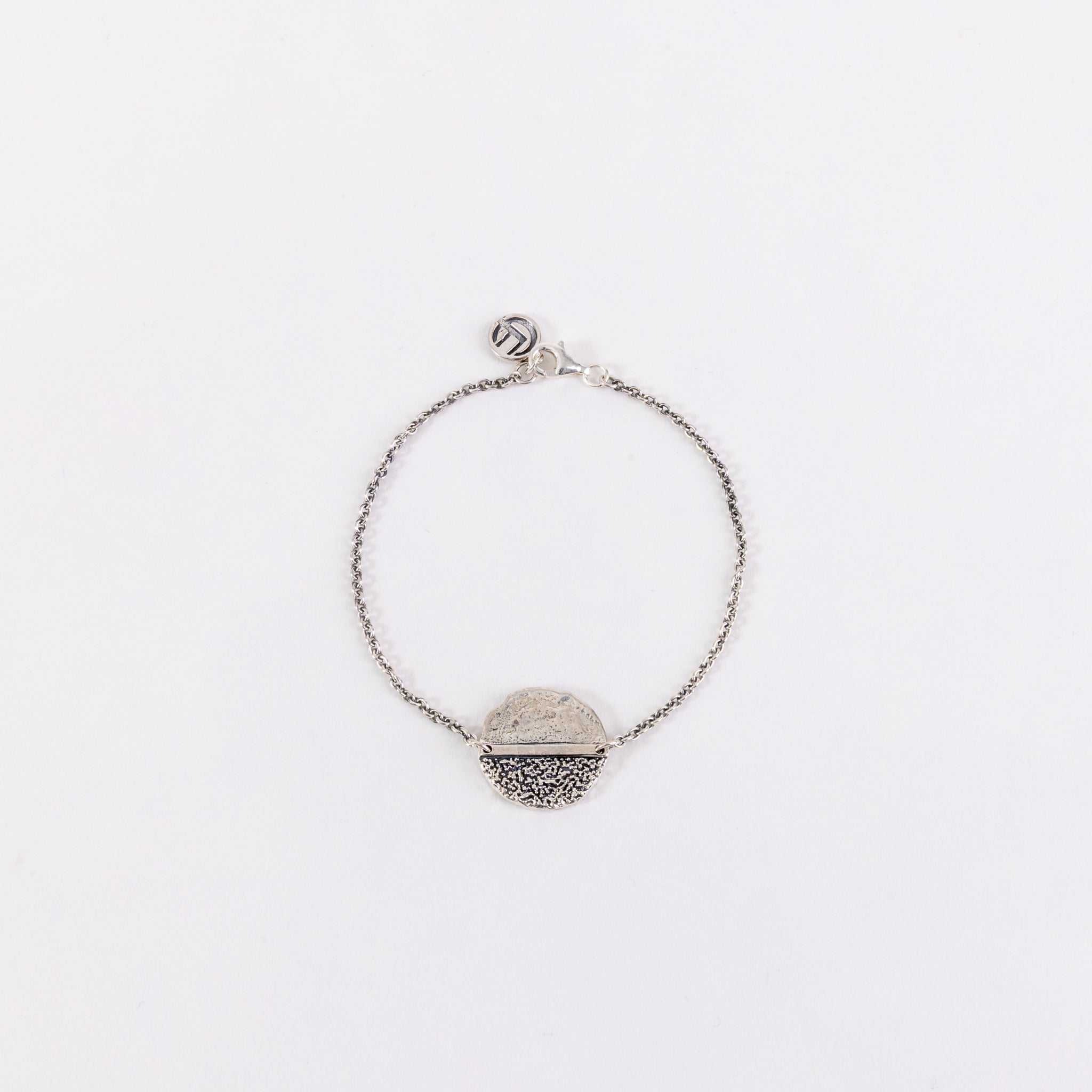 Shoreline Collection - Single chain bracelet