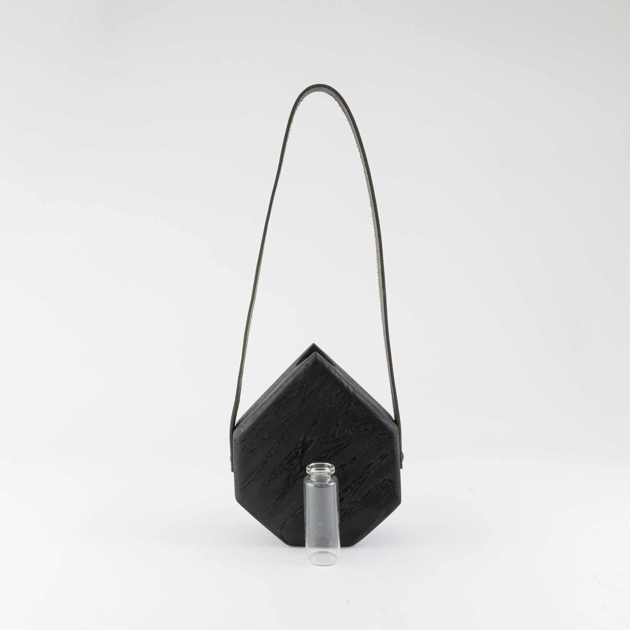 Vase - Geo 7 Wall Vase Strap