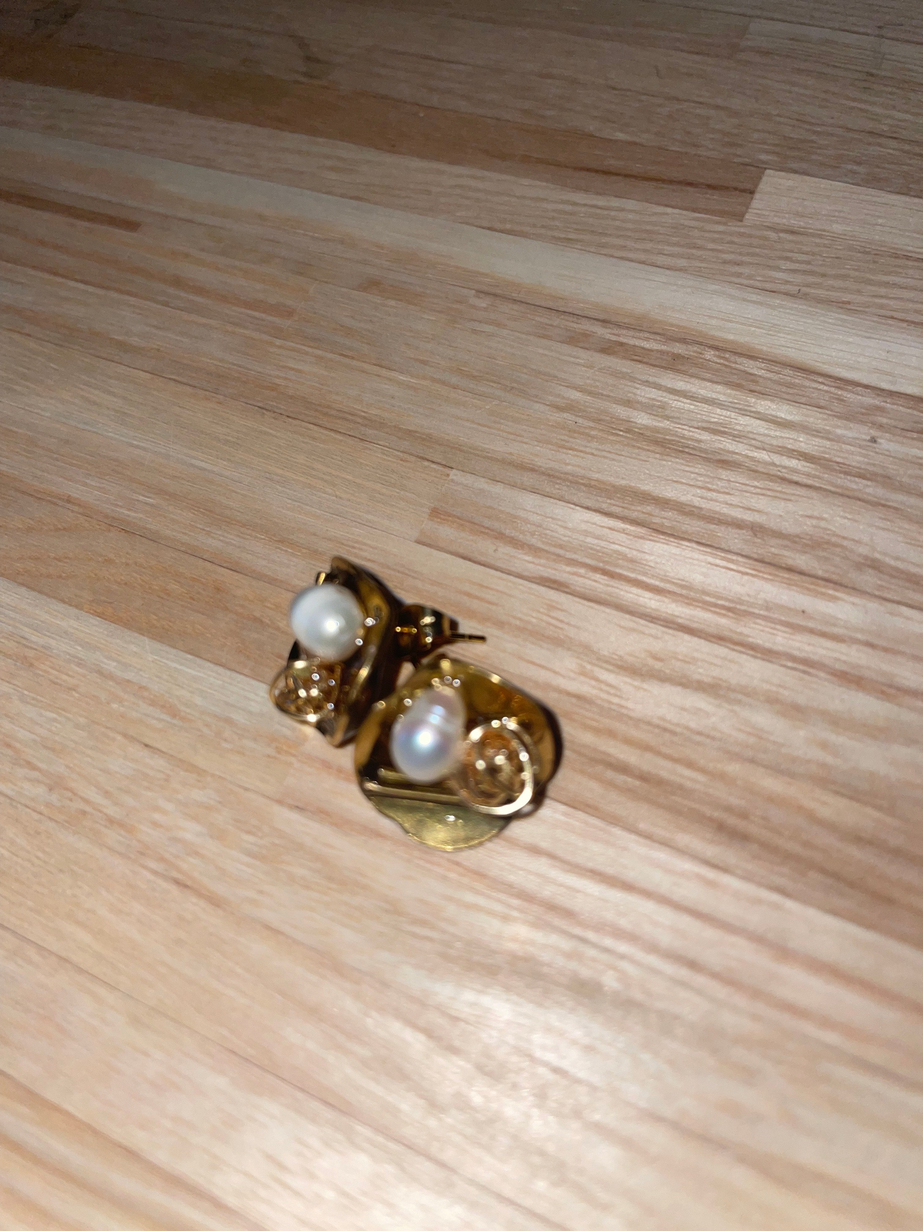 Earrings - Birds Nest Pearl Stud