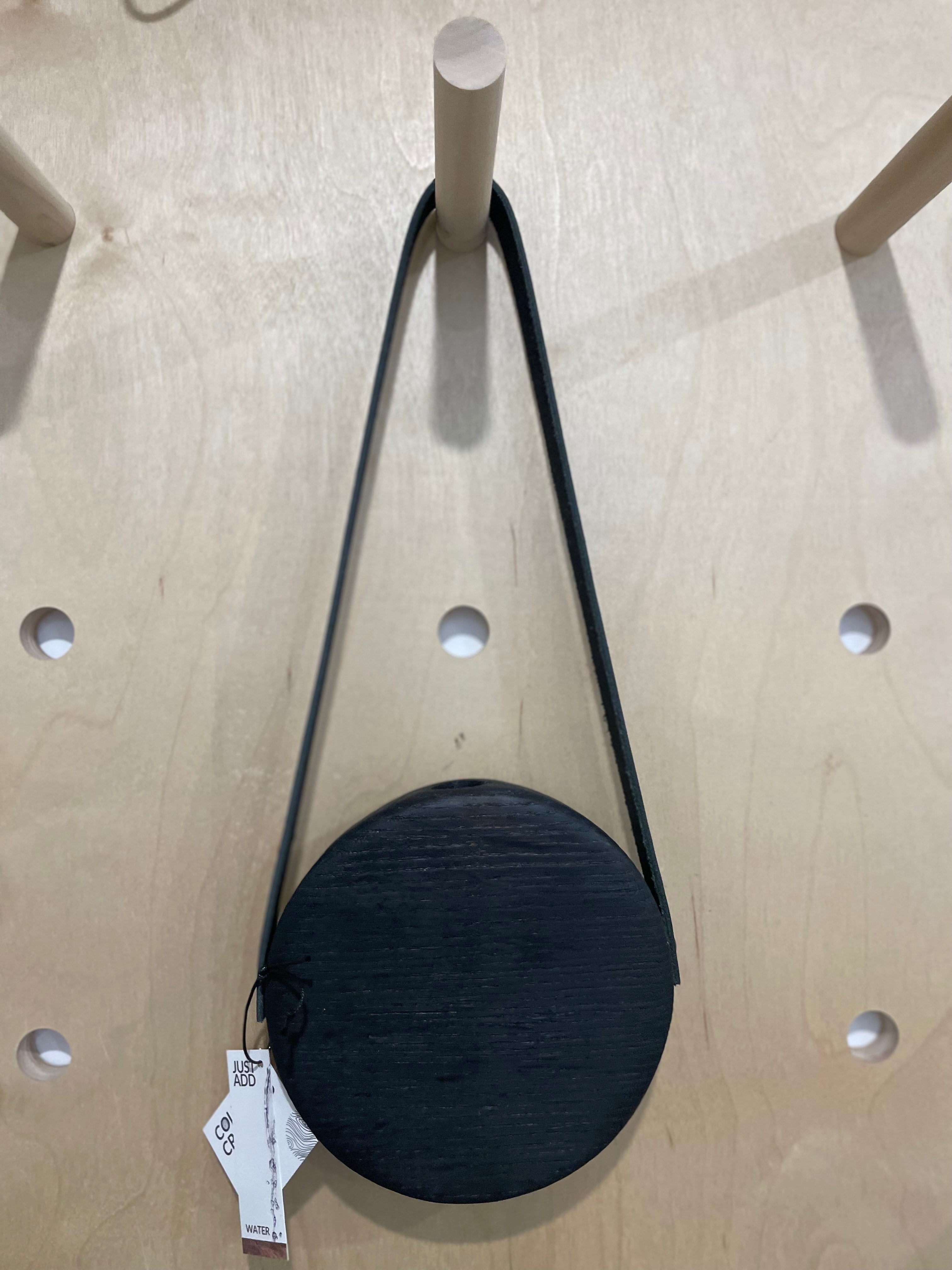 Vase - Round Wall Hanging
