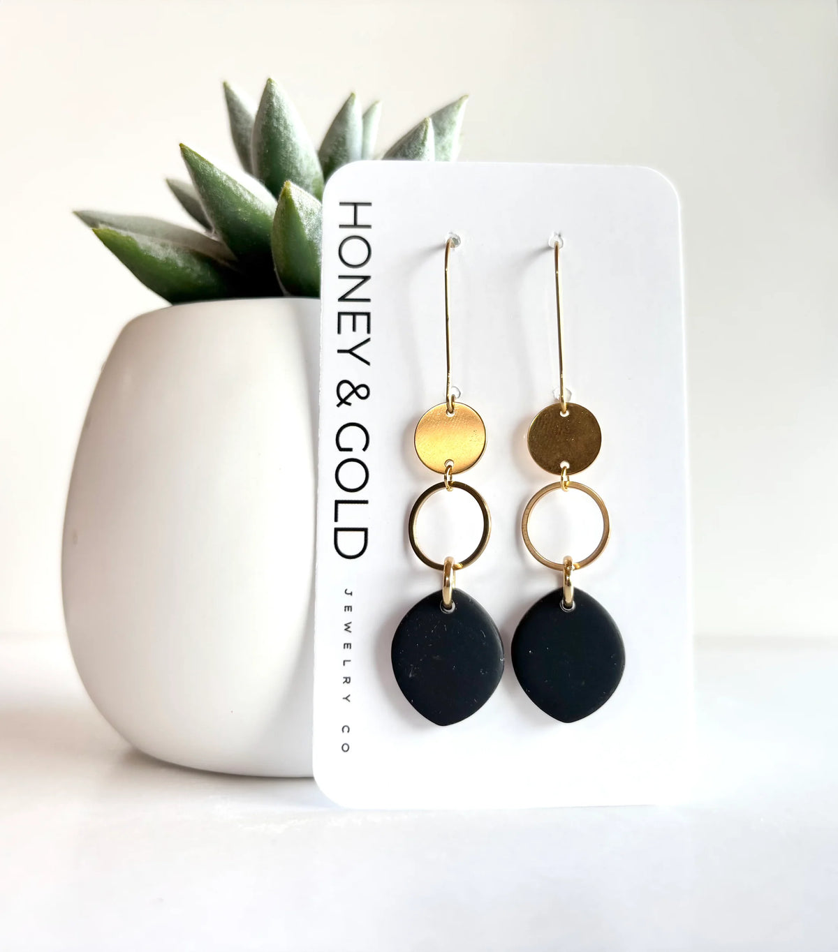 LILOU - Golden Disk / Drop-Style Earring