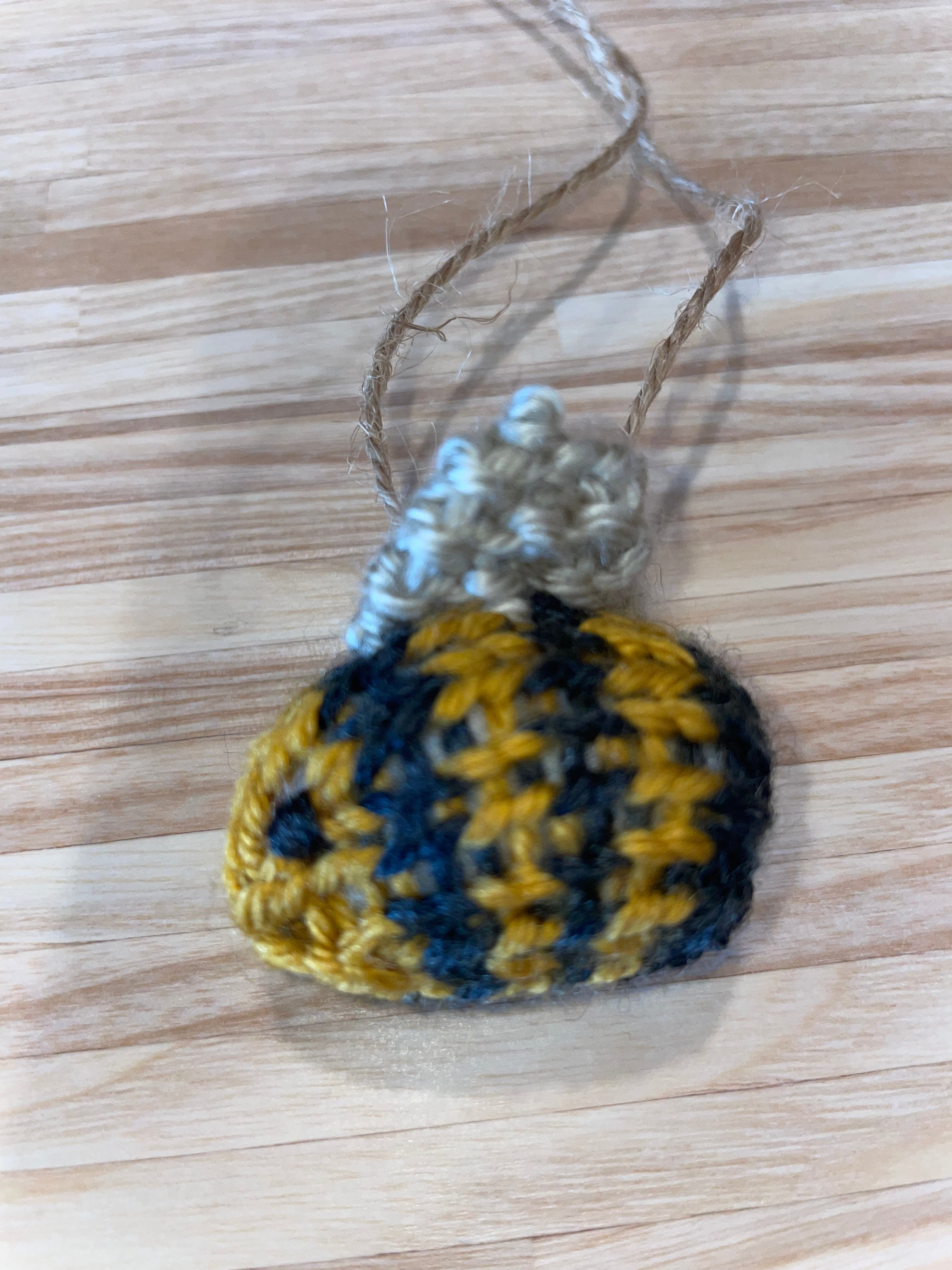 Rowsom Knits - Bees