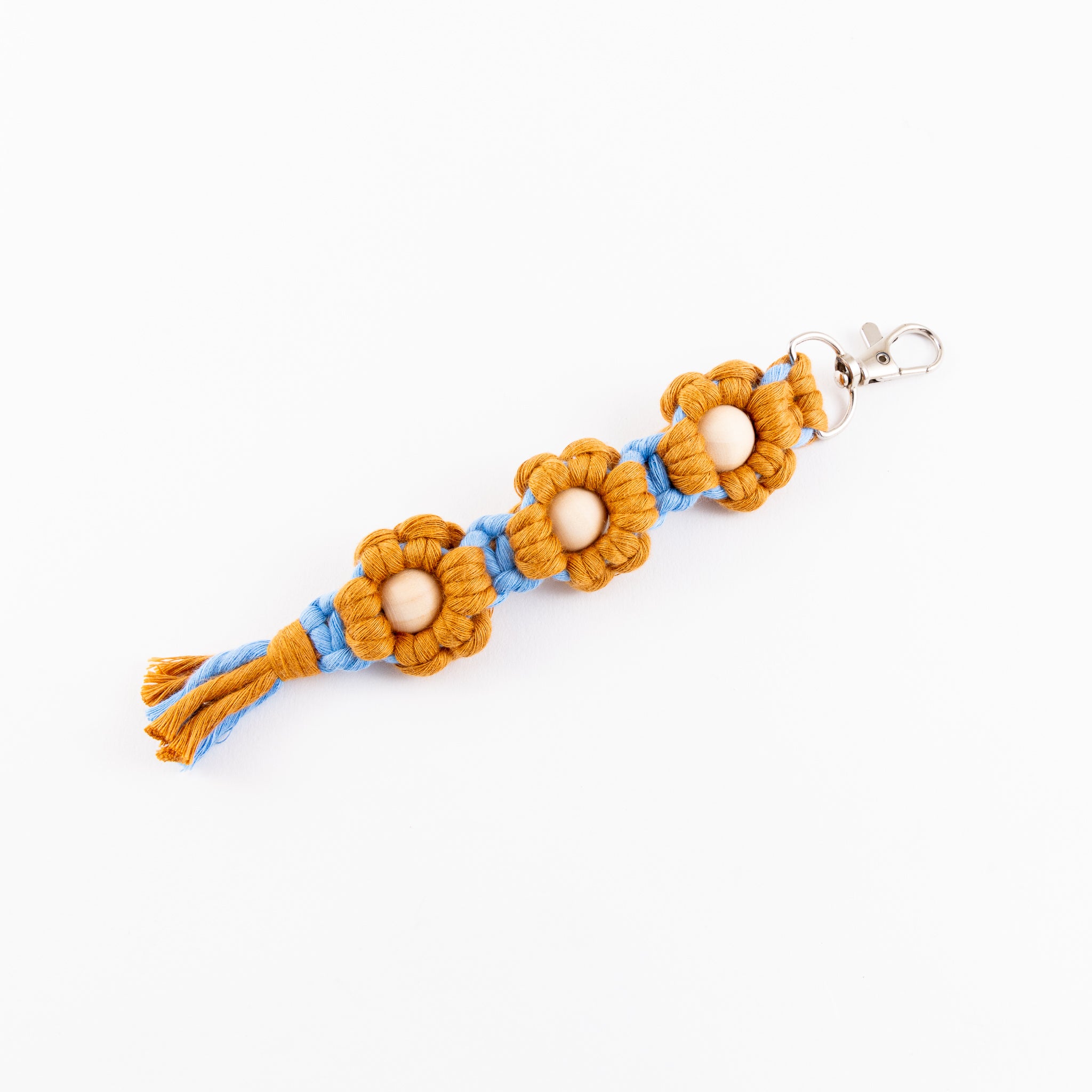 Minttu Fibre Arts - Keychain Flower Macrame - Triple