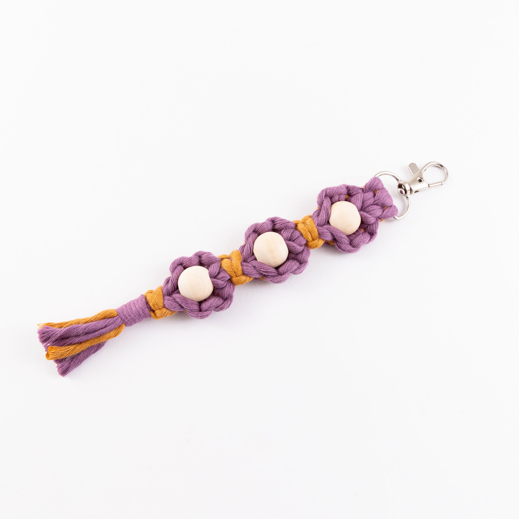 Minttu Fibre Arts - Keychain Flower Macrame - Triple