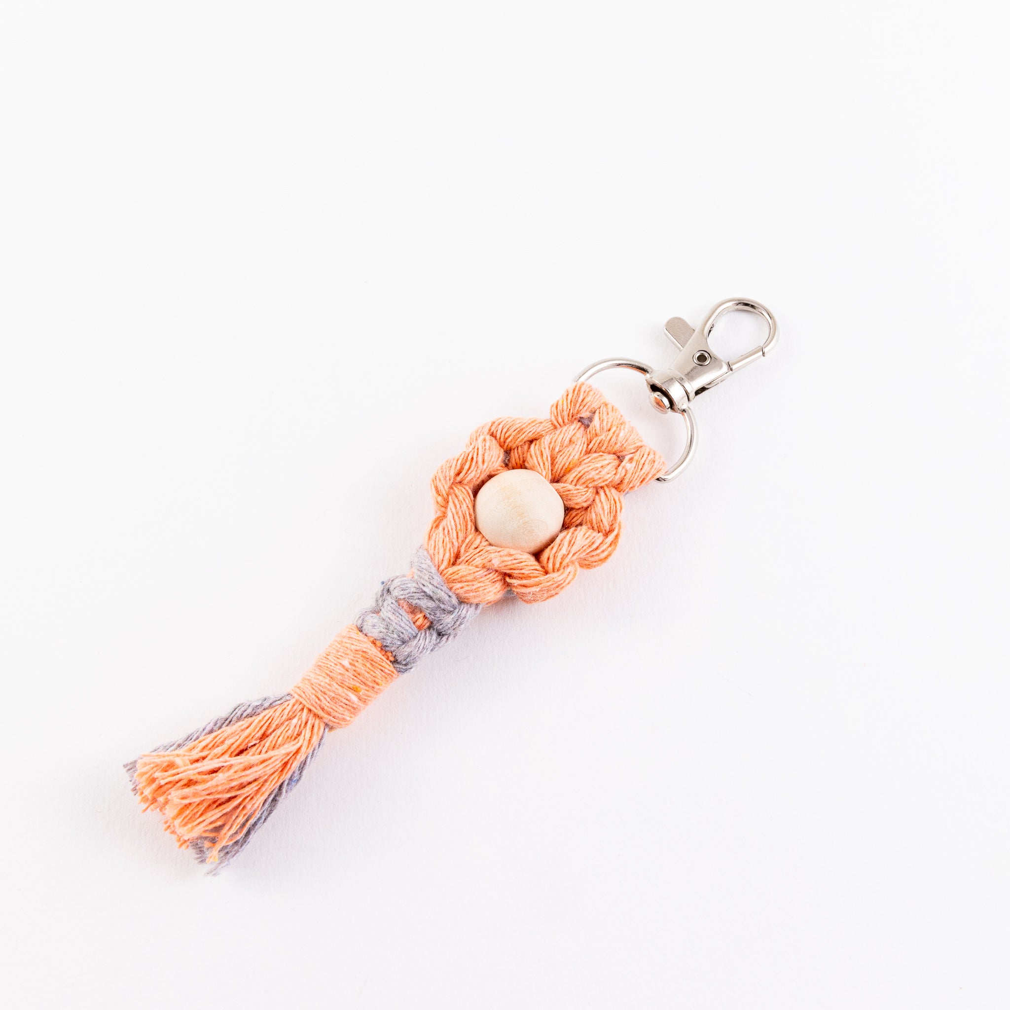 Minttu Fibre Arts - Keychain Flower Macrame - Single