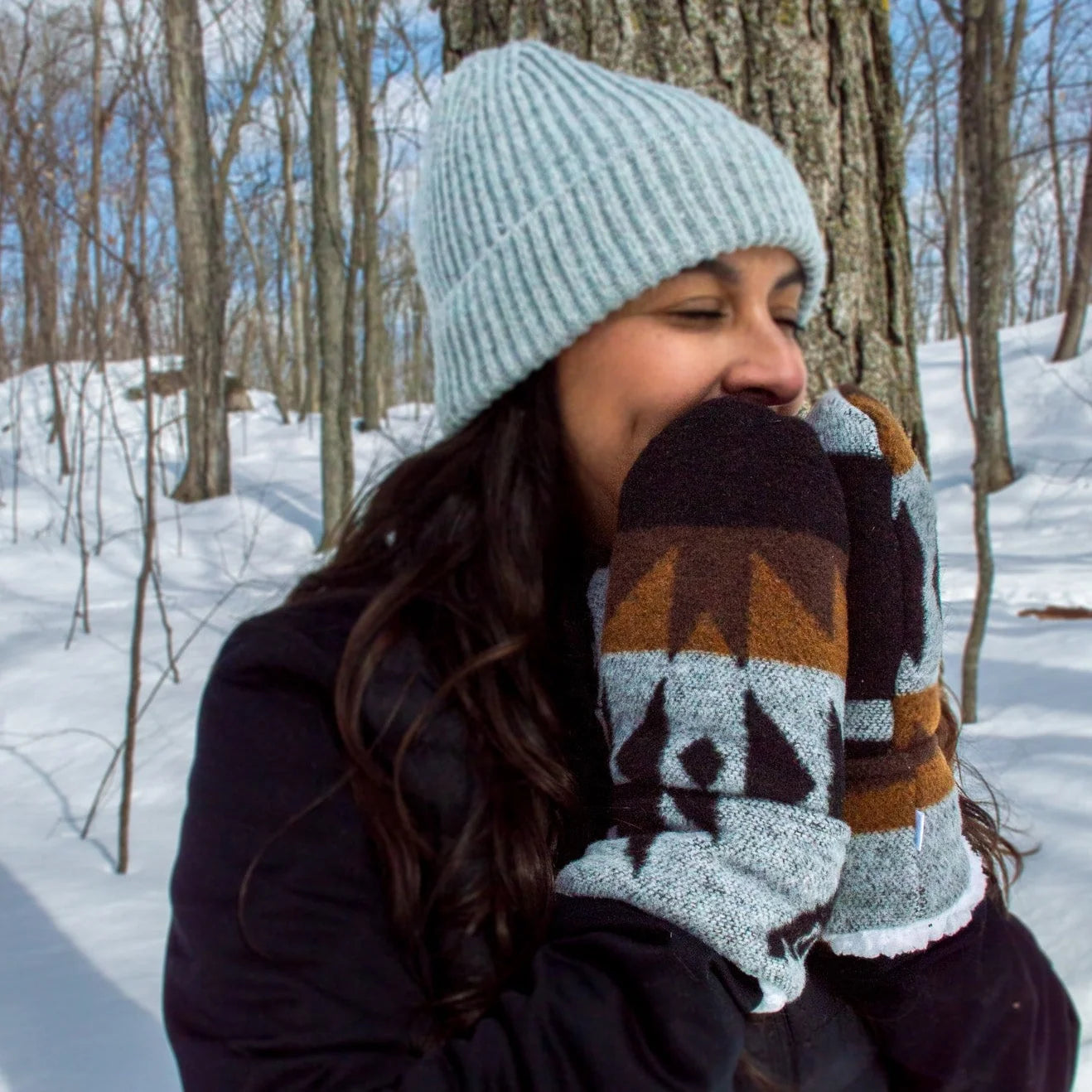 Thunderbird Sherpa Mittens