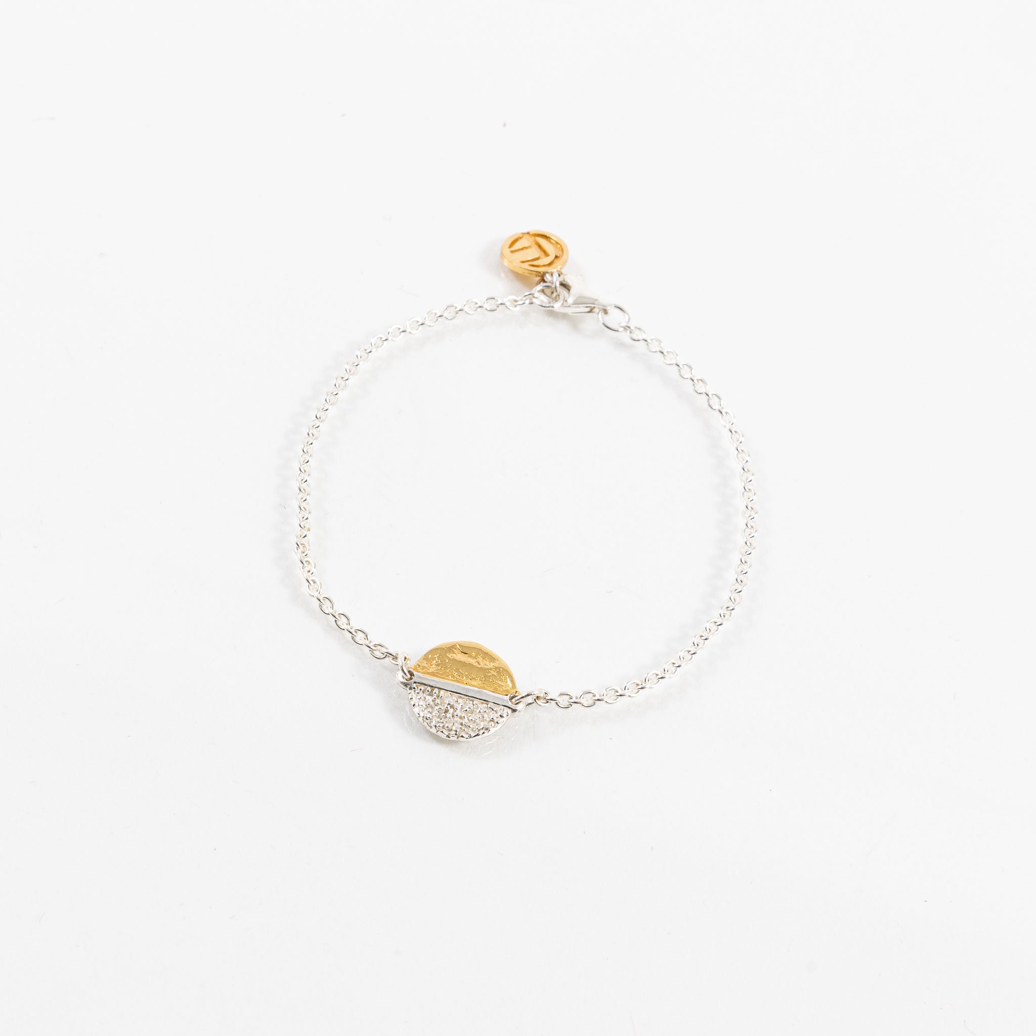 Shoreline Grace Collection - Single chain bracelet