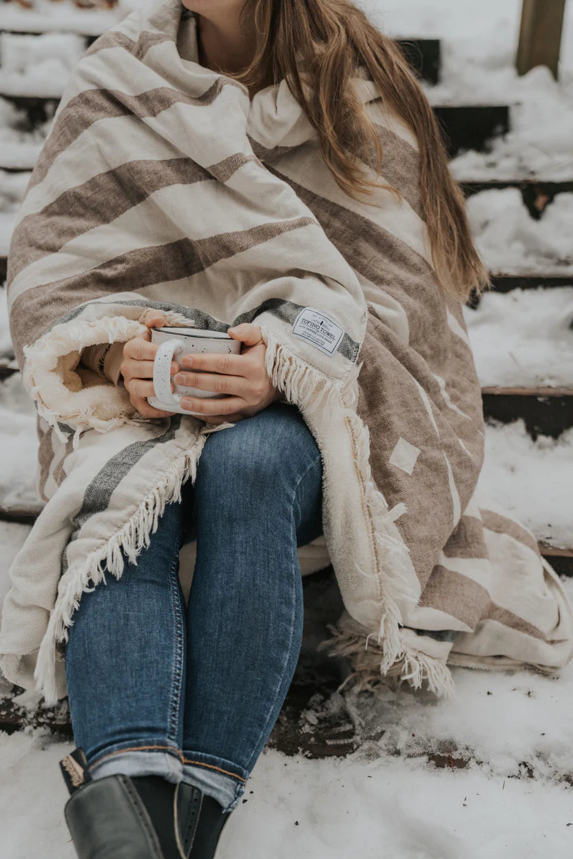 Fleece Throw - The Wren